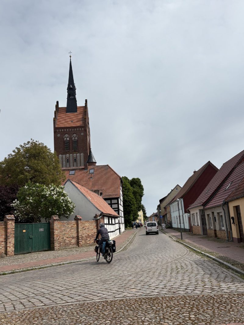 Usedom 小鎮的石板路。