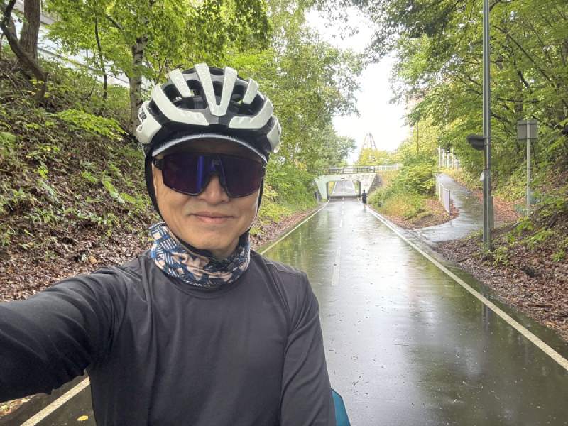 10:41,自行車道。